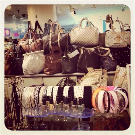 chinatown toronto fake louis vuitton